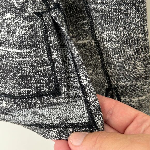 Lululemon Forever Endeavour Long Sleeve - Picture 4 of 11